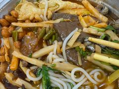 -柳州肥姨妈大骨螺蛳粉(曹路店)