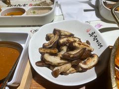 -秋香家韩式炭火烤肉(磐石路店)