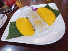 -Dang restaurant (patong phuket)