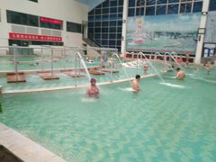 -龙脉温泉室内游泳馆