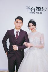 -予白婚纱礼服馆