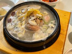 参鸡汤-益百岁牛尾汤主题餐厅(辛庄街店)