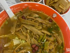 -塞上张记桂林米粉(金凤万达店)