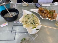 -覃记海鲜美食餐厅