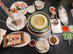 -得意咚瓜·顺德鱼生·冬瓜火锅(深圳首店)