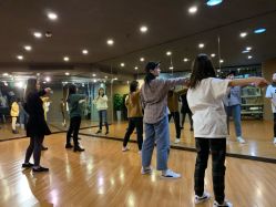 -轩舞汇·爵士舞街舞训练营