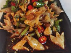 凉拌石榴花-花楸树下(观水路店)