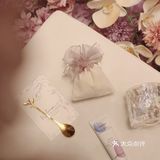 在婚礼现场收到的绝美伴手礼💜