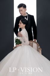 -乐派诗婚纱摄影