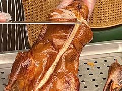 德胜枣木烤鸭-雀蓝川菜(奥体广场店)