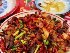 -闯关东东北农家菜(崂山石老人店)