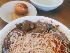 -阿依娘镇店豌杂面(三峡广场店)