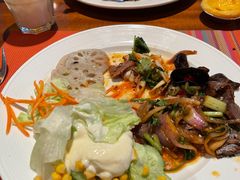 -岷山饭店-芝芝自助餐厅