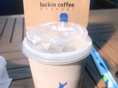 -瑞幸咖啡(凯德龙之梦莘庄店)