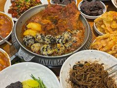 -喇喇排骨火锅·传统韩式脊骨汤(望京西园总店)