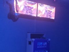 -VR 间客漫·PS电玩·虚拟现实包间游戏电竞(街道口店)