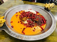 -黄潇洒老火锅(九眼桥宏济巷店)