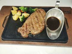 -必胜客(WOW象山涌金广场店)