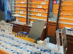 -优医视平价眼镜蔡司依视路折扣工厂店(十里堡店)