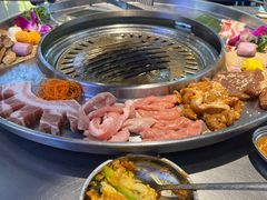 -哈哈碳都·牛肋条无限自助烤肉(台江万达店)
