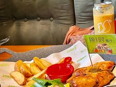 -JINNS锦时 steak&pizza(浸信会礼拜堂旧址店)