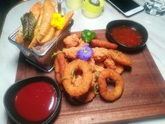 -STARRY CAFE & LOUNGE BAR(高新店)