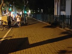 -7天酒店(上海江宁路地铁站玉佛寺店)