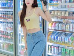 -全家便利店(襄阳南路店)