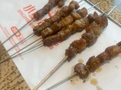 -小董哥烤串·爆汁大油边(故宫店)