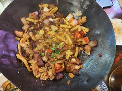 -富正毅三下锅·湘西韵味(天门山索道店)