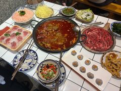 -旧街市鲜货老火锅(大光路店)