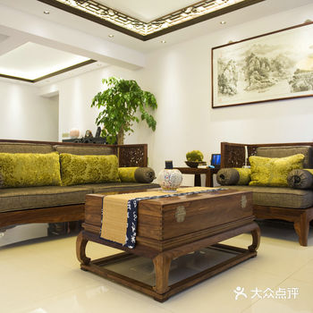 中式风格的客厅具有内蕴的风格