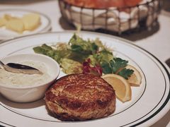 招牌蟹肉饼-Wolfgang’s Steakhouse 沃夫冈牛排馆(上海白玉兰广场店)