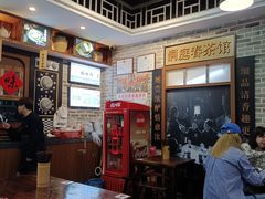 -黑白电视长沙小吃(美林M·LIVE天地东座店)