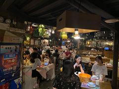 -胡桃里音乐酒馆(环亚凯瑟琳广场店)