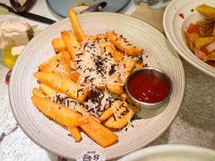 帕玛森芝士黑松露薯条-Wood Garden(合生汇店)