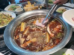 -老船舫·现做活鲜鱼馆(东郊记忆店)