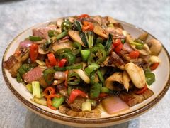 白蘑腊肉-川香鼎盛(市桥富华总店)