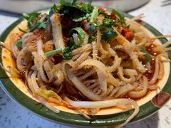 -钢管厂五区小郡肝串串香(奥克斯广场锦城万达店)