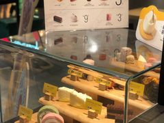 -麦当劳(中山公园龙之梦店)