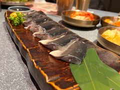 -草家酱蟹炭火烤肉店(珲春南路二店)