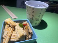 -八月美食小馆(银泰城总店)