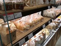 -罗森尼娜(德思勤店)