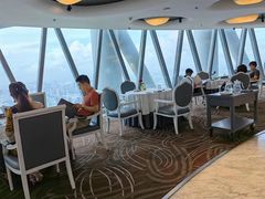 -广州塔卢特斯法国旋转餐厅