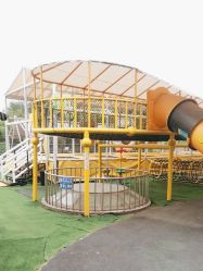 -爱伴·布鲁豪斯游乐场