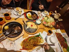 -月亮眼花园餐厅书吧酒吧