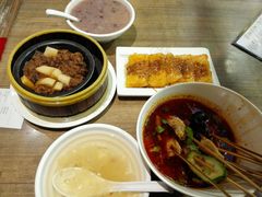 -蓉李记成都名小吃(二七万达店)