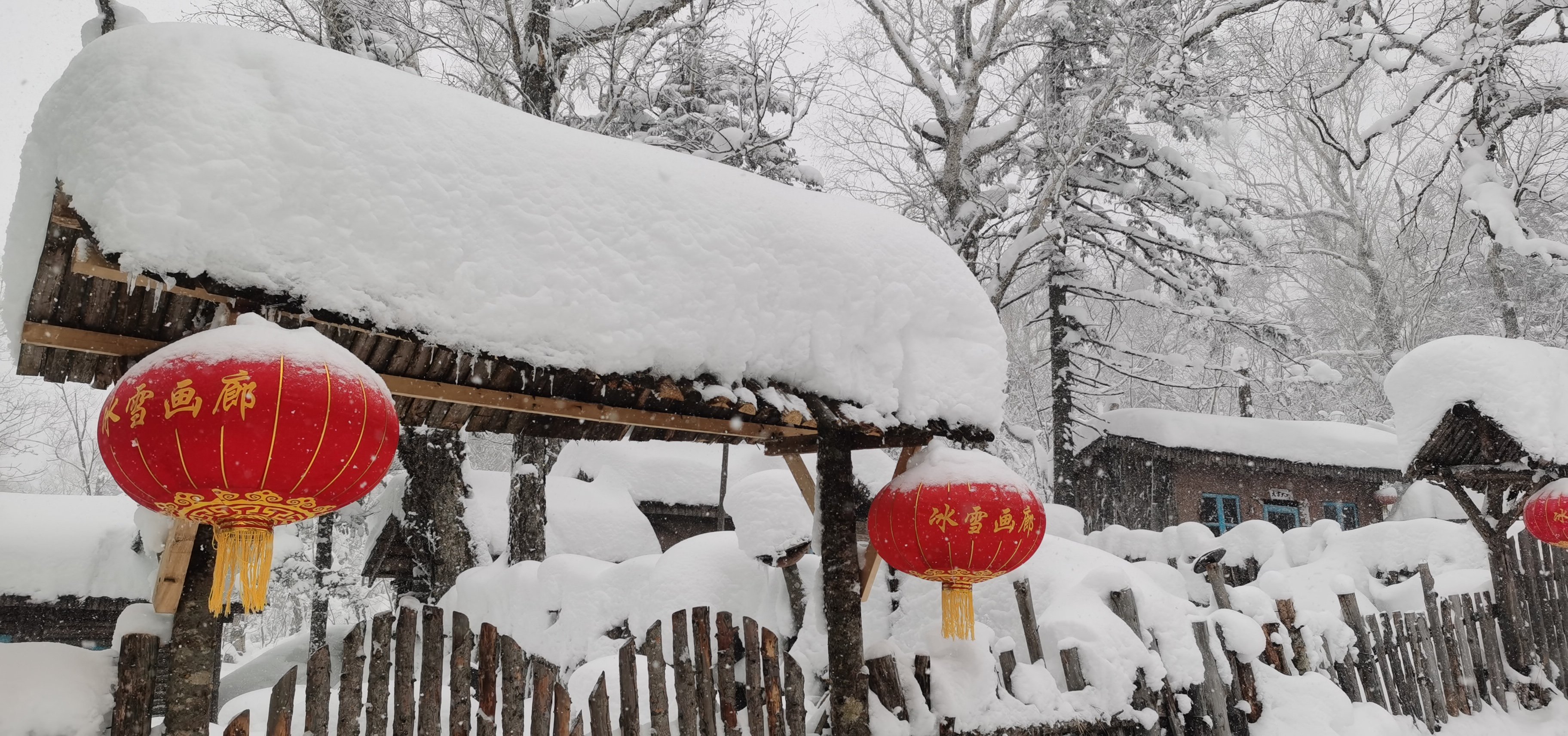 冰雪画廊和十里画廊图片