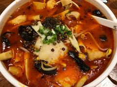 -渝是乎川渝小炒(新世界百货望京店)