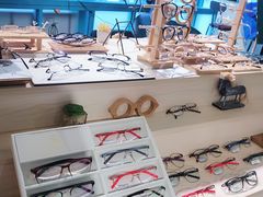 -Trend1881视光·蔡司视觉(领展广场店)